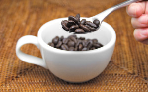 コーヒ豆を食べるとどうなる？